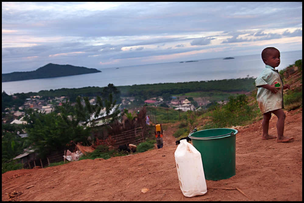 Tribune interassociative dont La Cimade est signataire demandant des mesures urgentes face à la crise de l'eau à Mayotte.